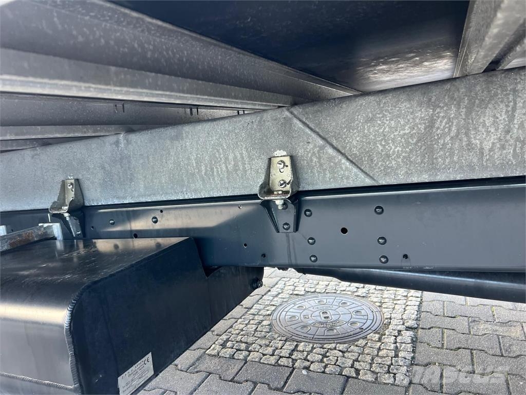 Iveco DAILY 72C18 CURTAIN TILT LIFT 1500 kg 19100 km!! Curtain sider trucks