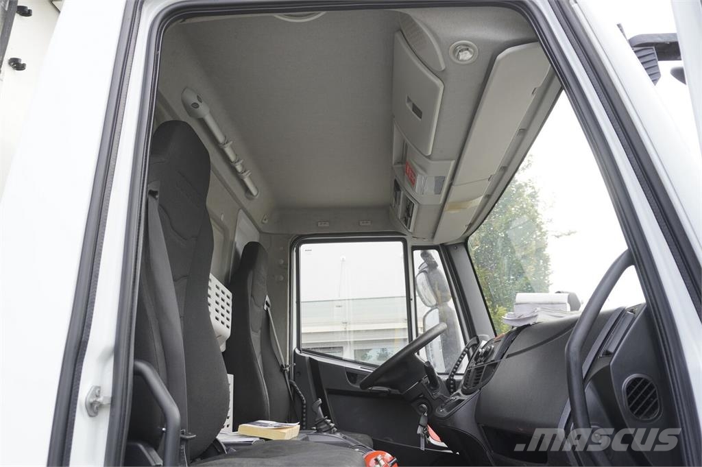 Iveco Eurocargo 140-210 4x2 / Cazaux multitemperature re Frigofrik kamyonlar