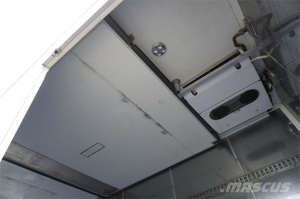Iveco Eurocargo 140-210 4x2 / Cazaux multitemperature re Frigofrik kamyonlar