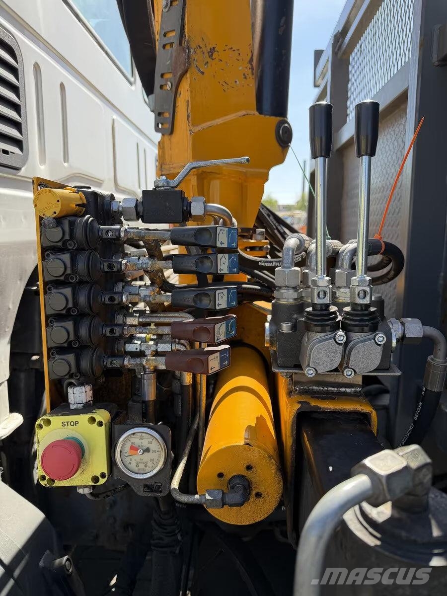 Iveco ML 80 E18/P / Kinshofer Grab / Crane 平板栏板货车