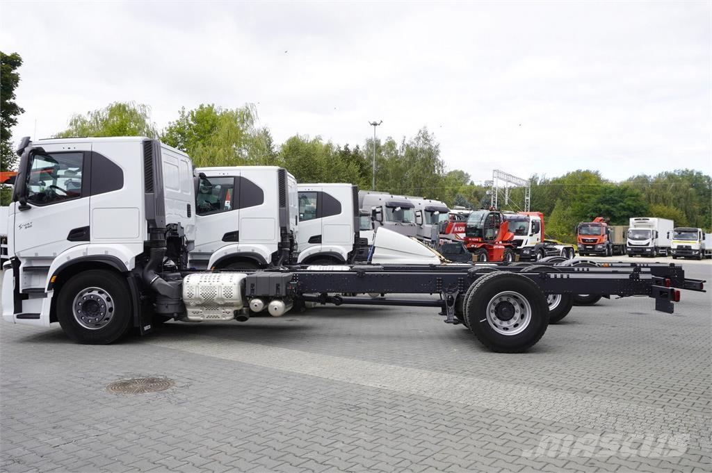 Iveco NEW Iveco S-Way 340 / No mileage / 3 pcs. Telaio e sospensioni