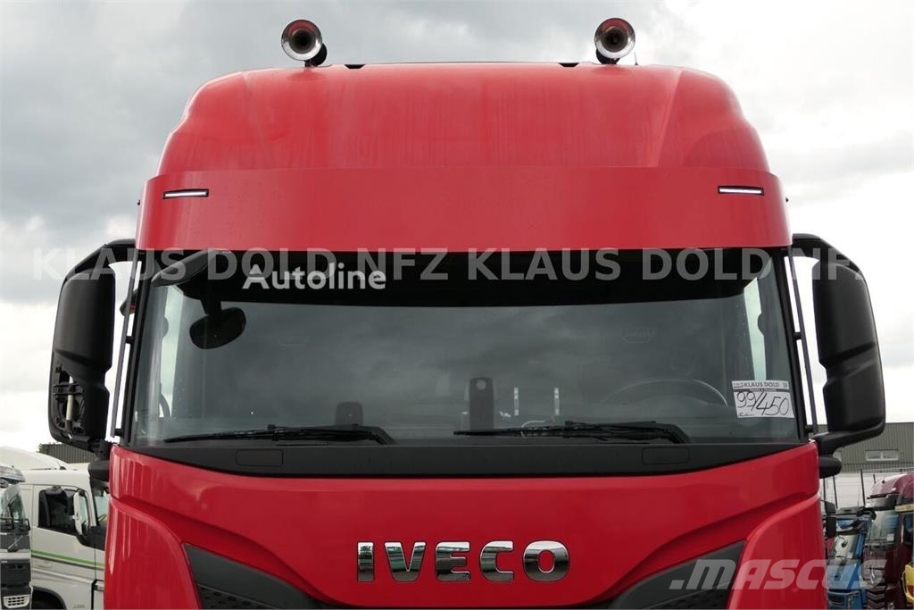 Iveco S-Way 190S46 Curtainsider Truck / Tail Lift / Reta Camiones de caja de lona