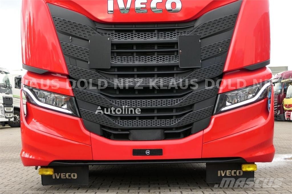 Iveco S-Way 190S46 Curtainsider Truck / Tail Lift / Reta Camiones de caja de lona