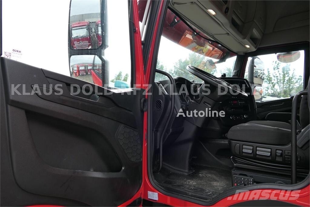 Iveco S-Way 190S46 Curtainsider Truck / Tail Lift / Reta Camiones de caja de lona