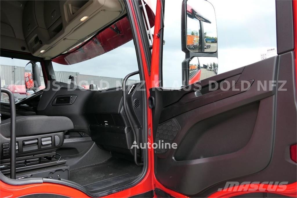 Iveco S-Way 190S46 Curtainsider Truck / Tail Lift / Reta Camiones de caja de lona