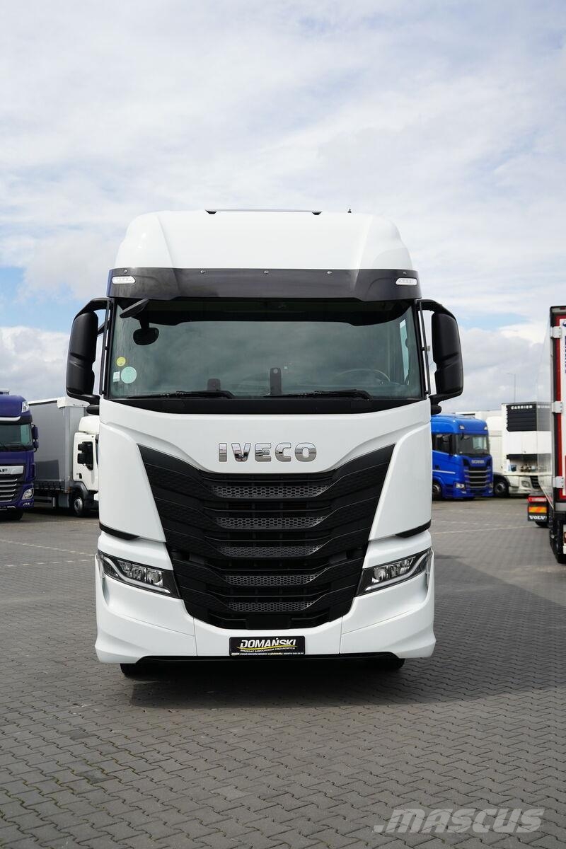 Iveco S-WAY / 420 / E 6 / KONTENER + WINDA / 22 PALETY / Kofferaufbau