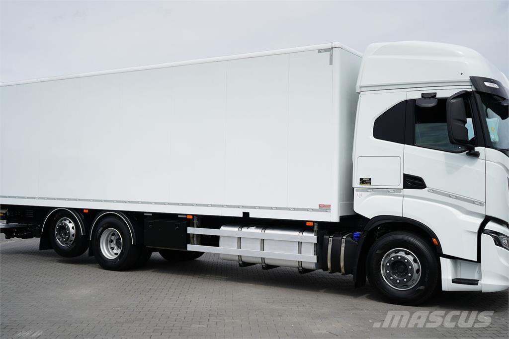 Iveco S-WAY / 420 / E 6 / KONTENER + WINDA / 22 PALETY / Kofferaufbau