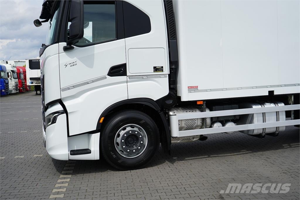 Iveco S-WAY / 420 / E 6 / KONTENER + WINDA / 22 PALETY / Kofferaufbau
