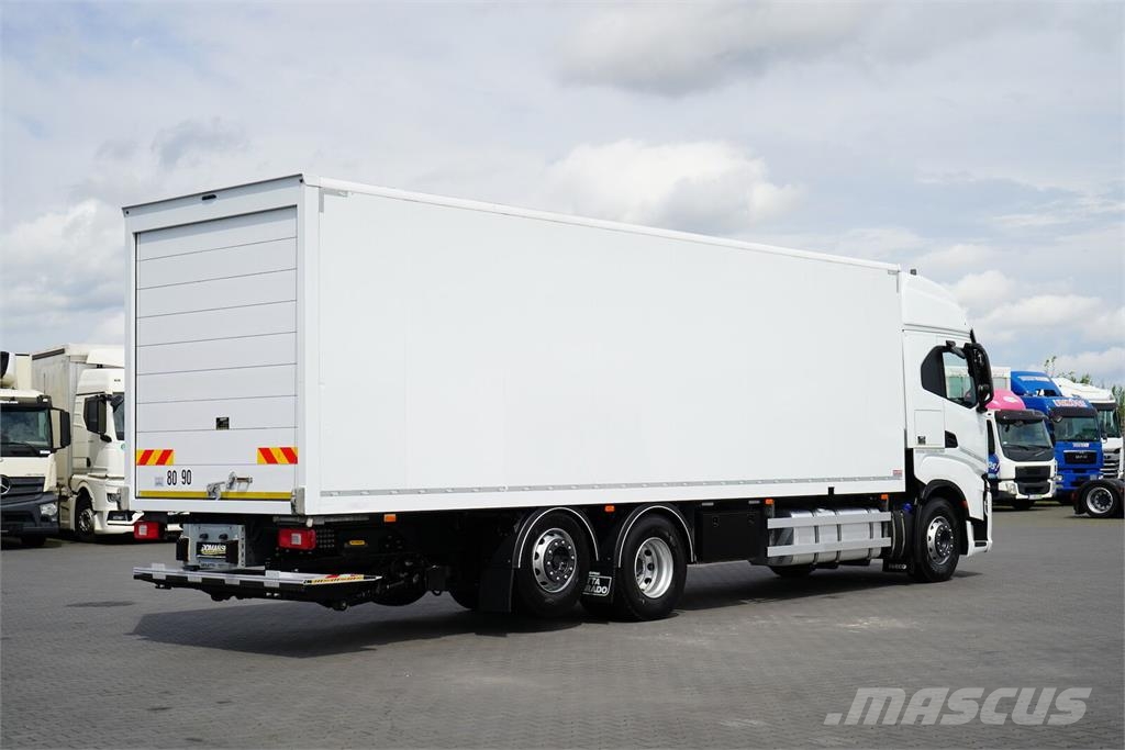 Iveco S-WAY / 420 / E 6 / KONTENER + WINDA / 22 PALETY / Kofferaufbau