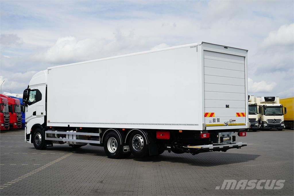 Iveco S-WAY / 420 / E 6 / KONTENER + WINDA / 22 PALETY / Kofferaufbau