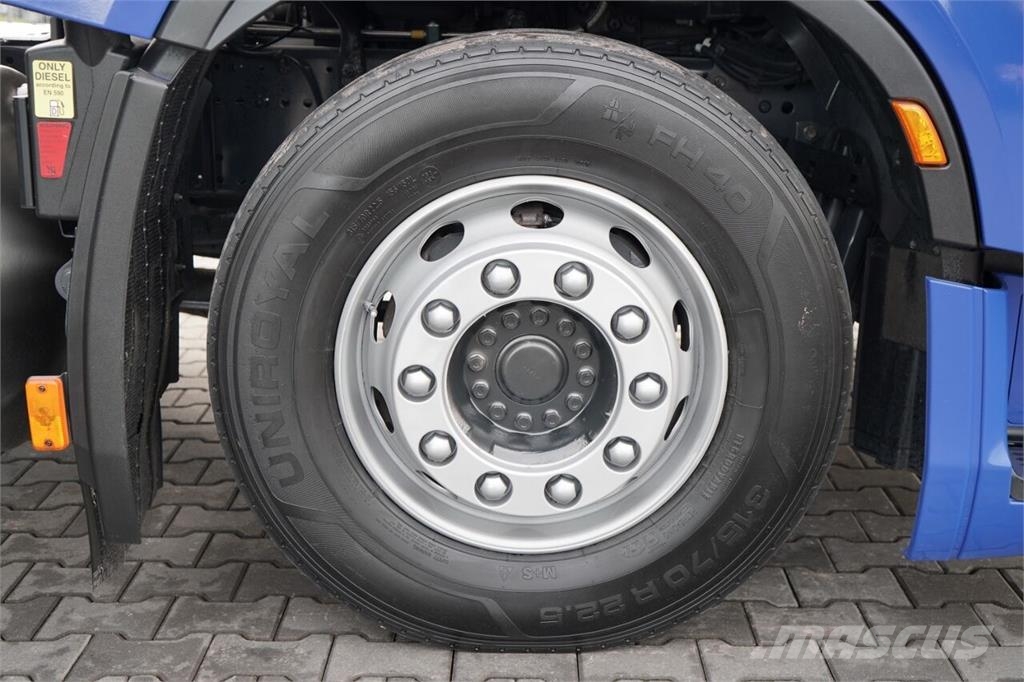 Iveco S-WAY / 460 / RETARDER / LNG Ťahače