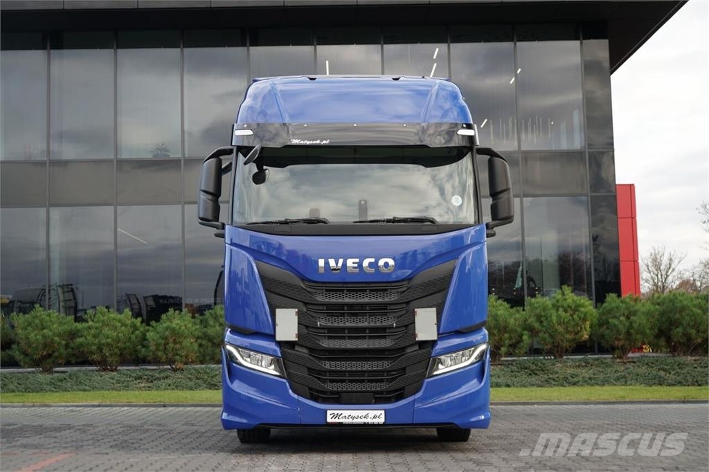 Iveco S-WAY / 460 / RETARDER / LNG Ťahače