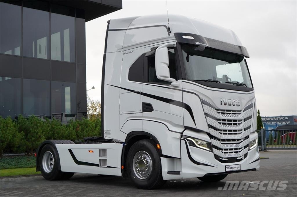 Iveco S-WAY / 480 / RETARDER / I-PARK COOL / OPONY 100% Sattelzugmaschinen