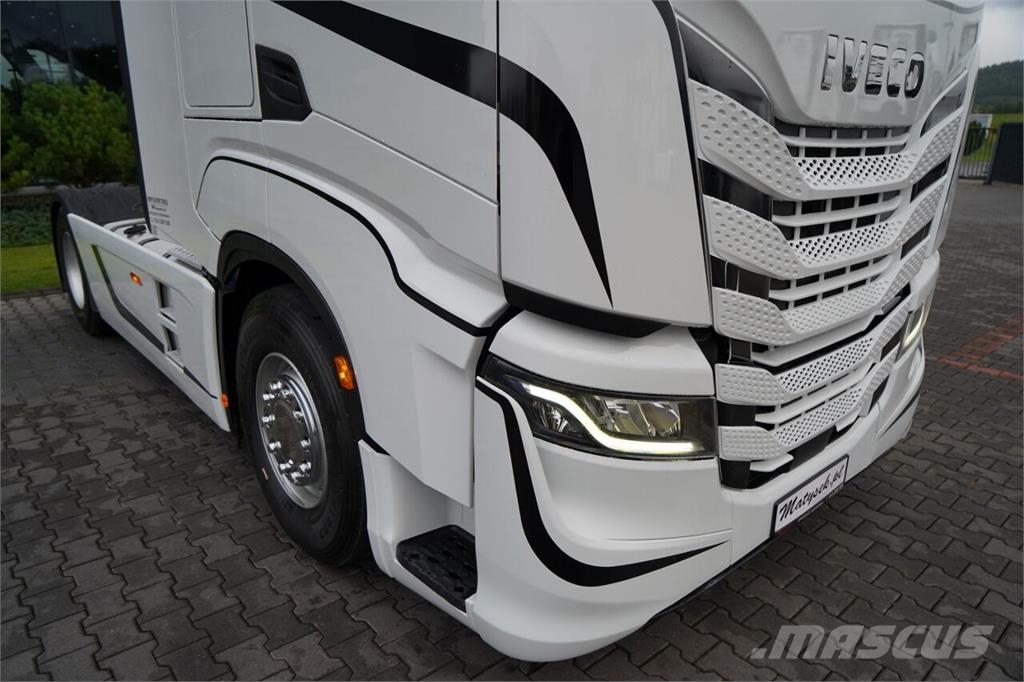 Iveco S-WAY / 480 / RETARDER / I-PARK COOL / OPONY 100% Sattelzugmaschinen