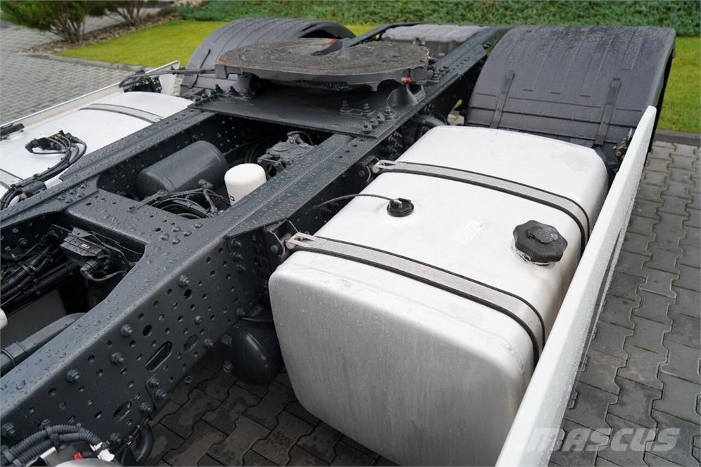 Iveco S-WAY / 480 / RETARDER / I-PARK COOL / OPONY 100% Sattelzugmaschinen