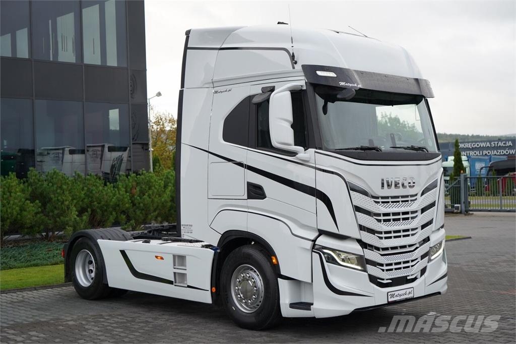 Iveco S-WAY / 480 / RETARDER / I-PARK COOL / OPONY 100% Sattelzugmaschinen
