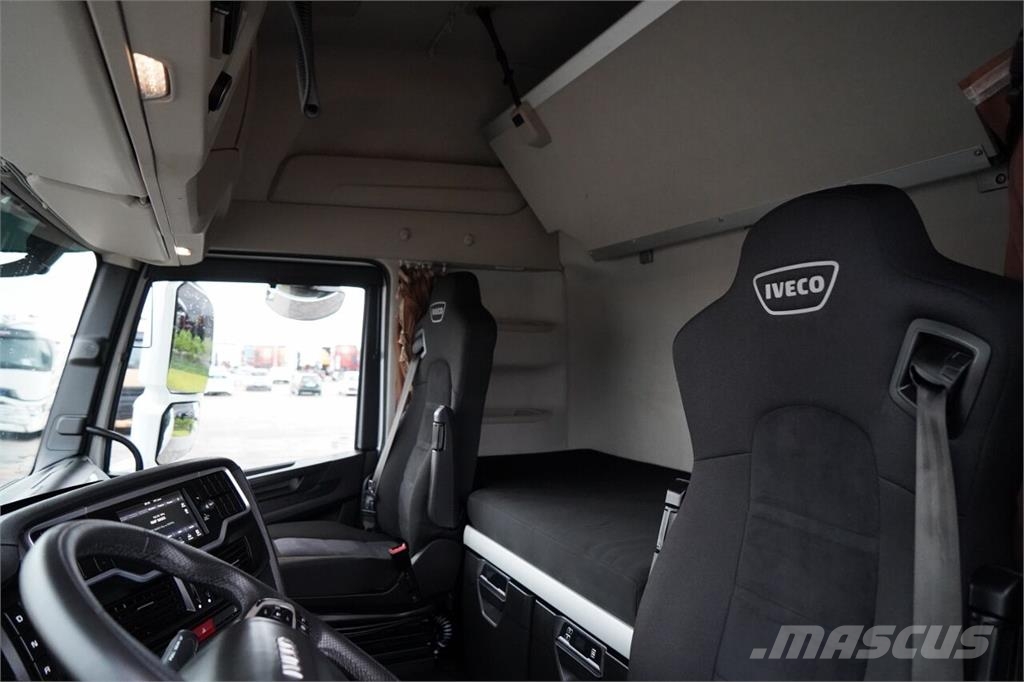 Iveco S-WAY / 480 / RETARDER / I-PARK COOL / OPONY 100% Sattelzugmaschinen