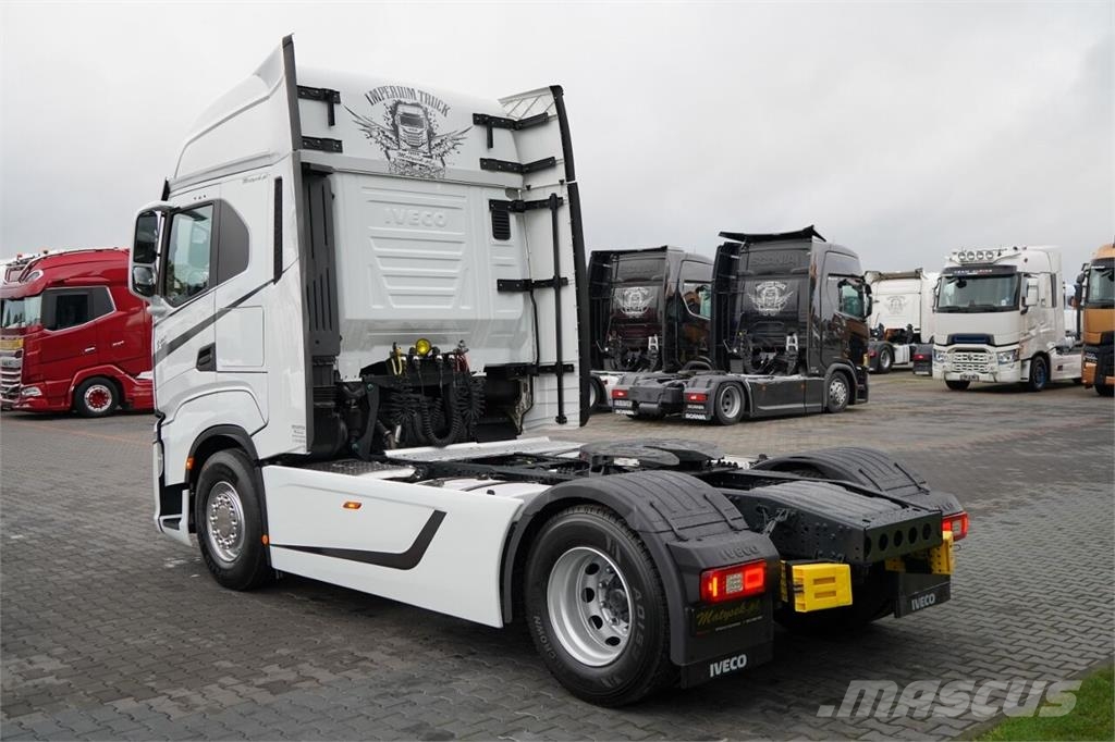 Iveco S-WAY / 480 / RETARDER / I-PARK COOL / OPONY 100% Sattelzugmaschinen