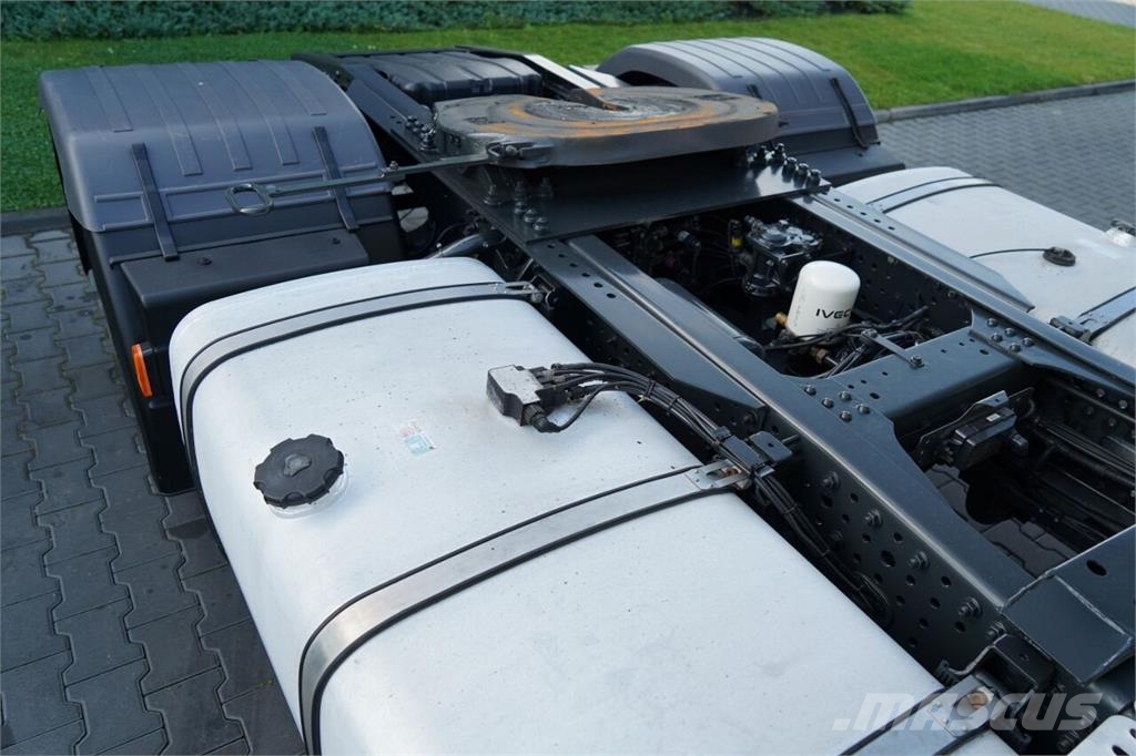 Iveco S-WAY 480 / MEGA / LOW DECK / OPONY 100% / PO KONT Trekkers