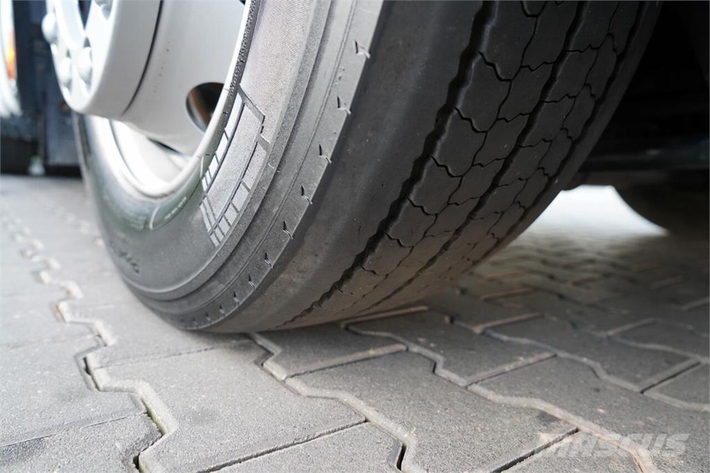 Iveco S-WAY 480 / MEGA / LOW DECK / OPONY 100% / PO KONT Trekkers