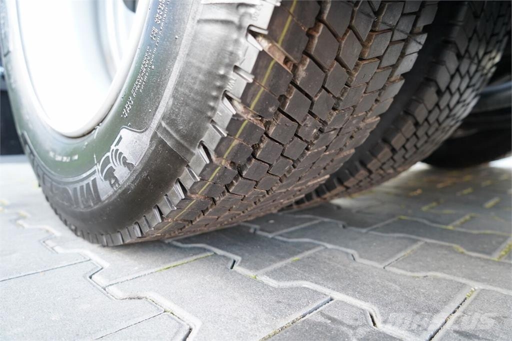Iveco S-WAY 480 / MEGA / LOW DECK / OPONY 100% / PO KONT Trekkers