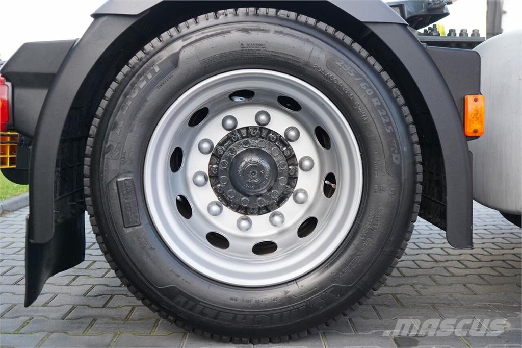 Iveco S-WAY 480 / MEGA / LOW DECK / OPONY 100% / PO KONT Trekkers