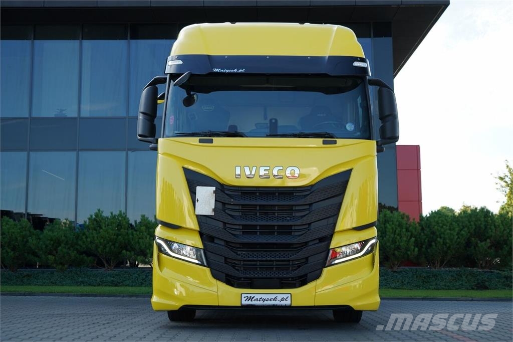 Iveco S-WAY 480 / MEGA / LOW DECK / OPONY 100% / PO KONT Trekkers