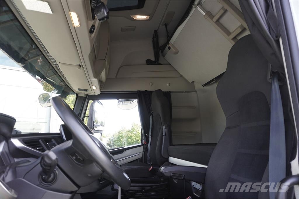 Iveco S-Way 500 tractor unit / 2025 / 100 tho. km! Nyergesvontatók