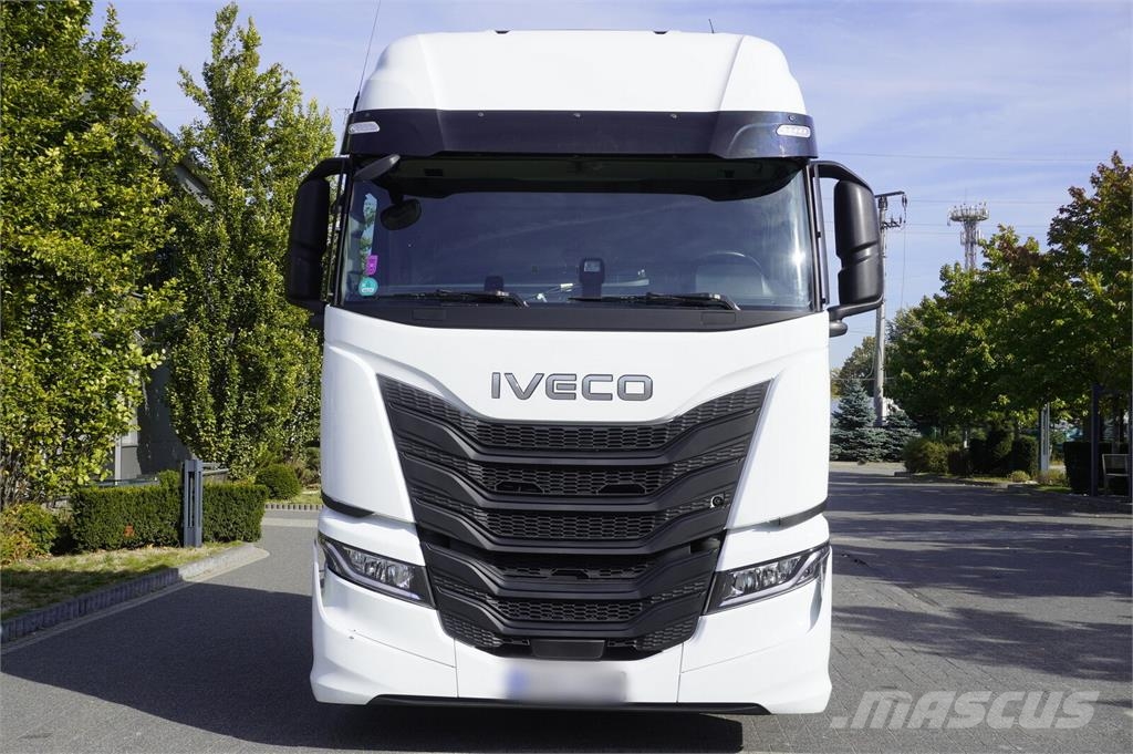 Iveco S-Way 500 tractor unit / 2025 / 100 tho. km! Nyergesvontatók