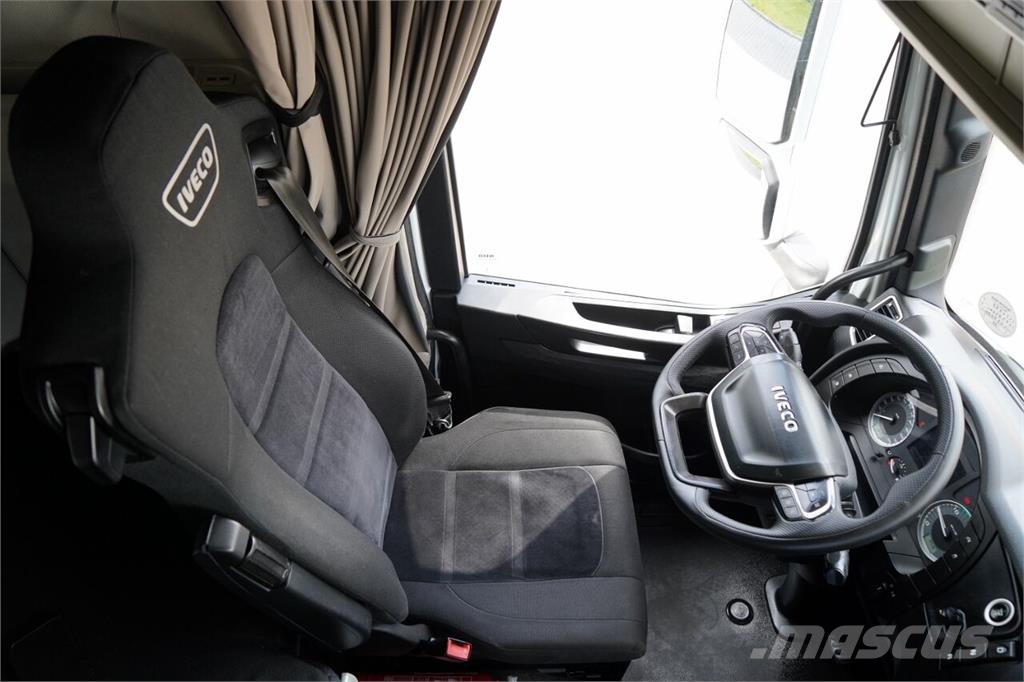 Iveco S-WAY / 510 / RETARDER / EURO 6 Nyergesvontatók