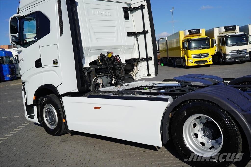 Iveco S-WAY / 530 / ACC / EURO 6 / RETARDER / I - COOL وحدات الجر