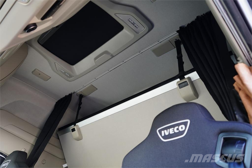 Iveco S-WAY / 530 / ACC / EURO 6 / RETARDER / I - COOL وحدات الجر