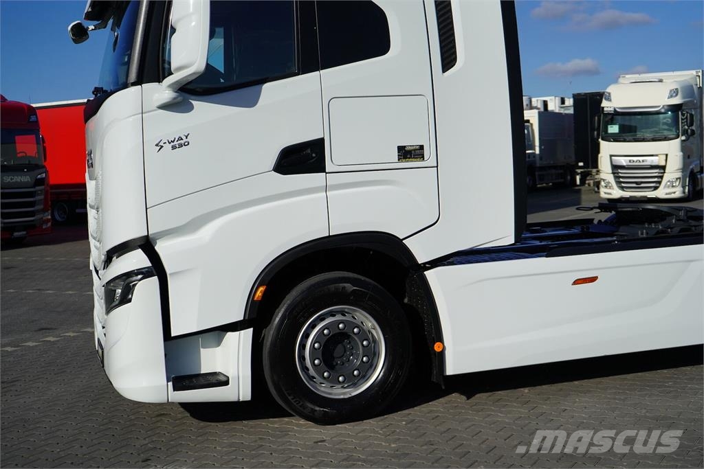 Iveco S-WAY / 530 / ACC / EURO 6 / RETARDER / I - COOL وحدات الجر