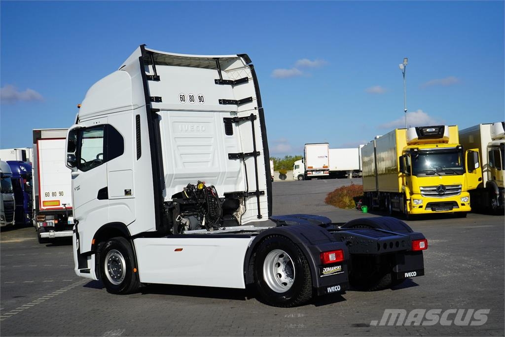 Iveco S-WAY / 530 / ACC / EURO 6 / RETARDER / I - COOL وحدات الجر
