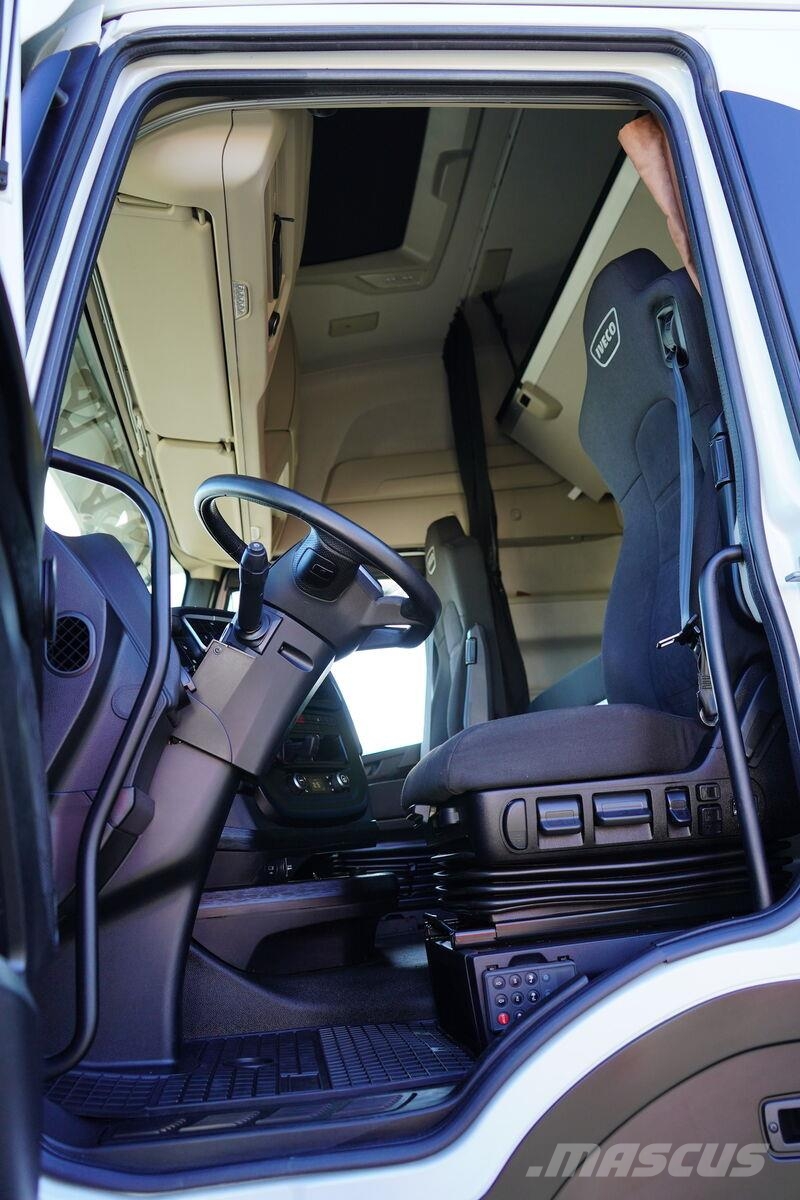 Iveco S-WAY / 530 / ACC / EURO 6 / RETARDER / I - COOL وحدات الجر