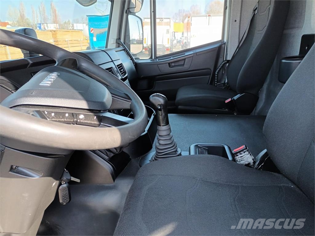 Iveco Stralis 310 6x2 Koffer + LBW Camiones con caja de remolque