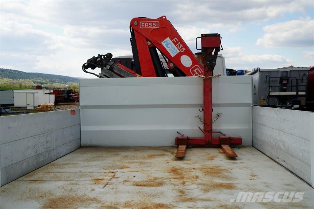 Iveco STRALIS / 310 / 4x2 /WYWROTKA - 5,3 M / HDS FASSI Kipper