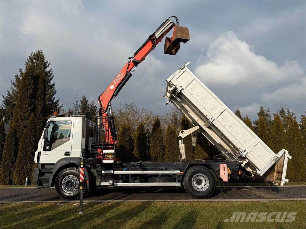 Iveco Stralis 330 - 3 way tipper + crane Kipper