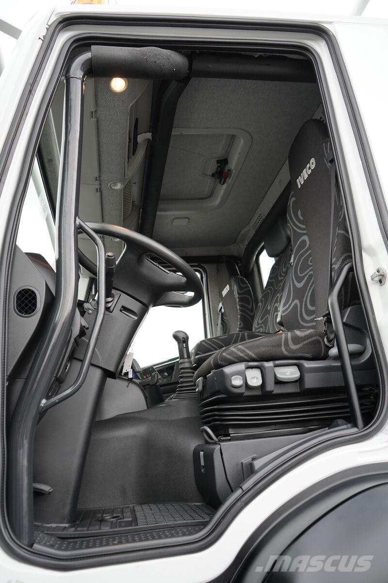Iveco TRAKKER / 310 / EEV / 4 X 4 / SKRZYNIOWY + HDS / P Platós / Ponyvás teherautók
