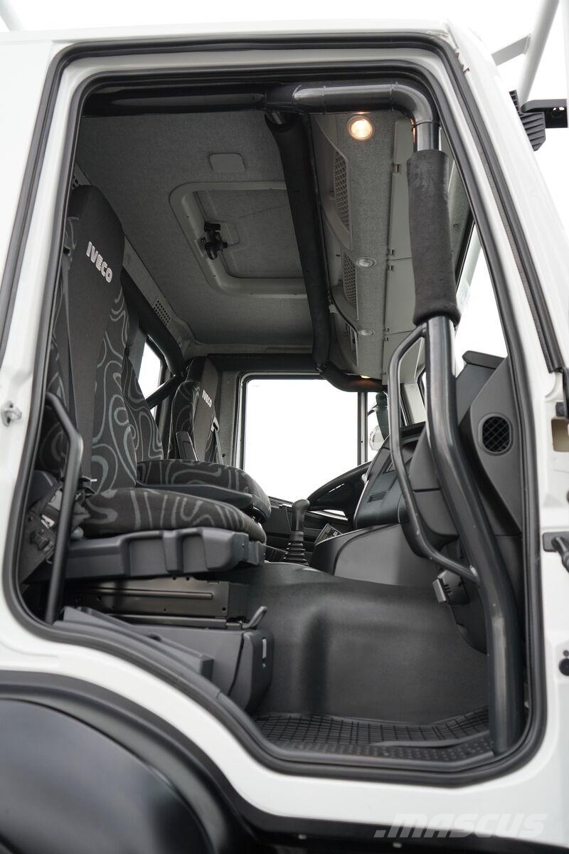 Iveco TRAKKER / 310 / EEV / 4 X 4 / SKRZYNIOWY + HDS / P Platós / Ponyvás teherautók