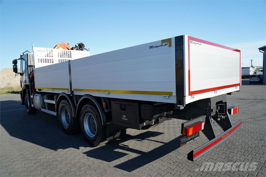 Iveco Trakker 410 Camiones de cama baja