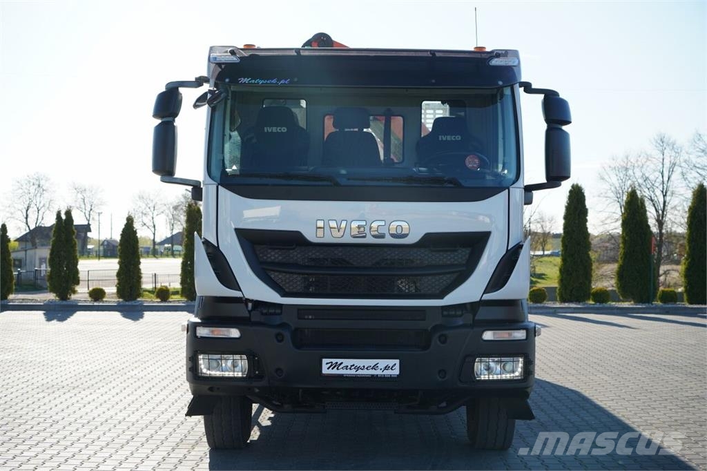 Iveco Trakker 410 Camiones de cama baja