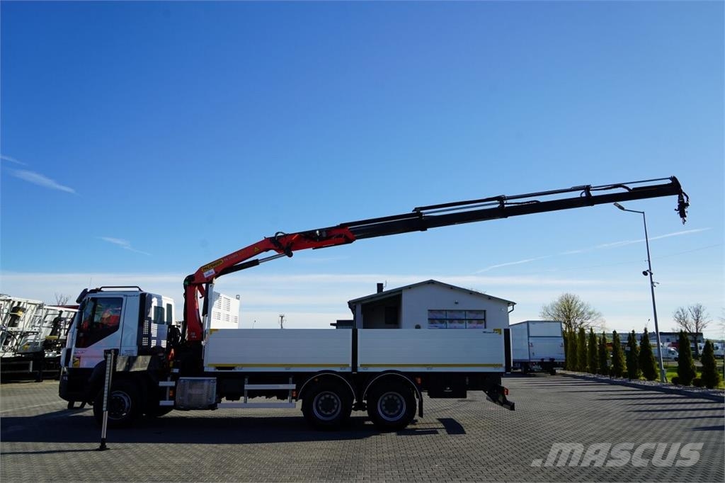 Iveco Trakker 410 Camiones de cama baja