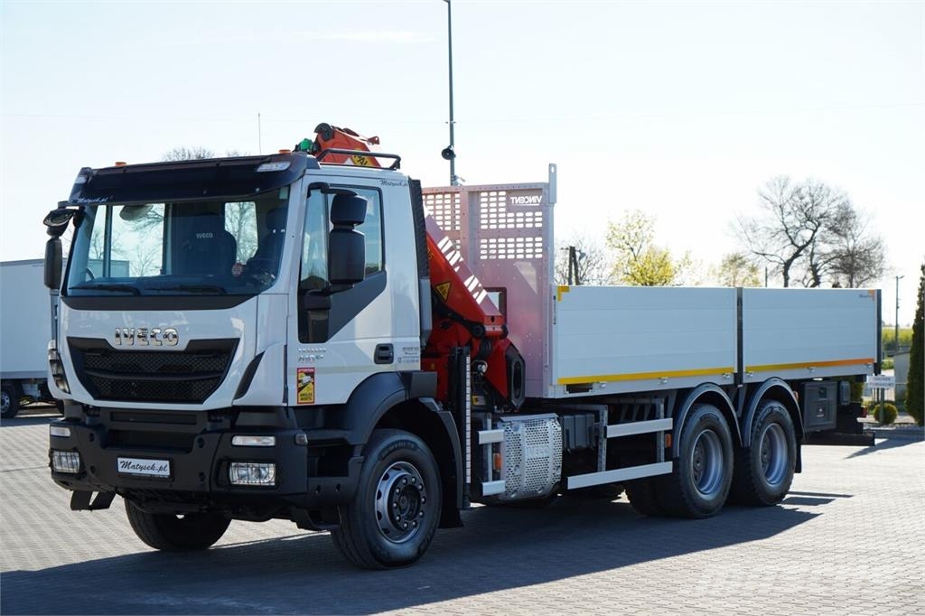 Iveco Trakker 410 Camiones de cama baja