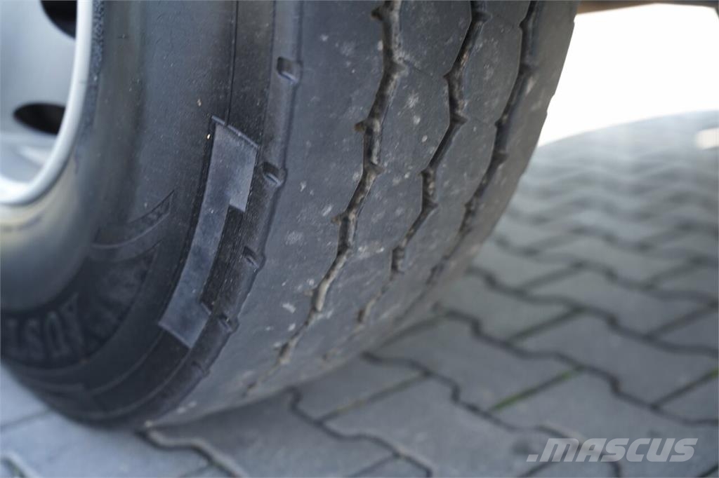 Iveco X- WAY 480 Sora- ja kippiautot