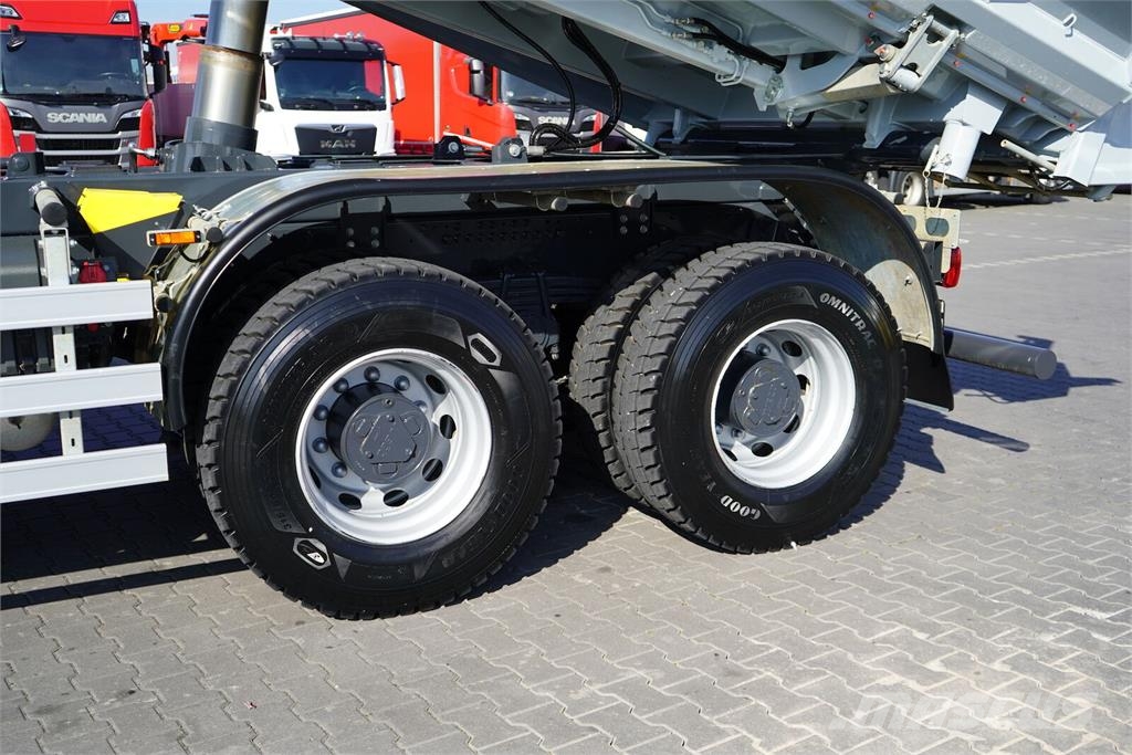 Iveco X - WAY / 480 / E 6 / WYWROTKA / 6 X 4 / 8 000 KM Camion benne