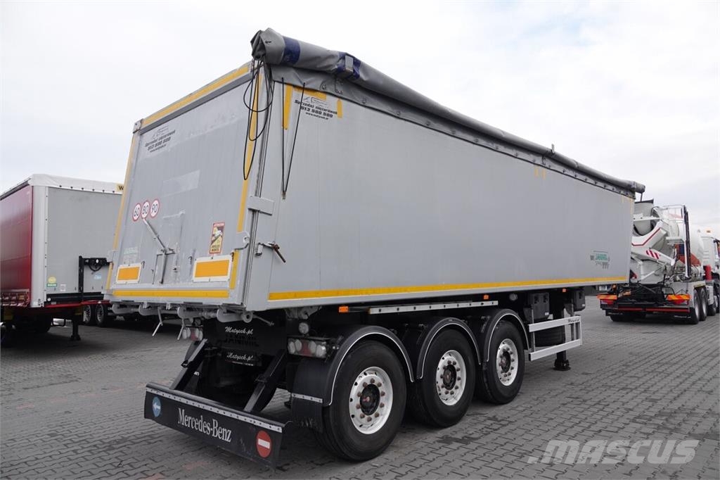 Janmil WYWROTKA / 42 m3 / TYŁ KLAPA / SAF / OŚ PODNOSZONA Tipper semi-trailers