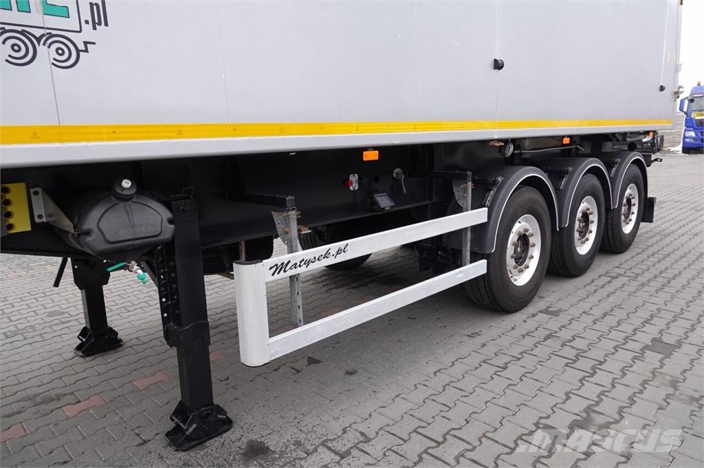 Janmil WYWROTKA / 42 m3 / TYŁ KLAPA / SAF / OŚ PODNOSZONA Tipper semi-trailers
