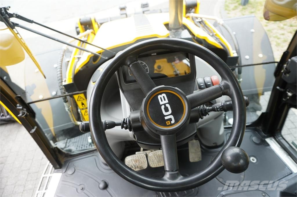 JCB 4CX PRO / 3400 MTH! / 2022 / joysticks / 3 units Terne