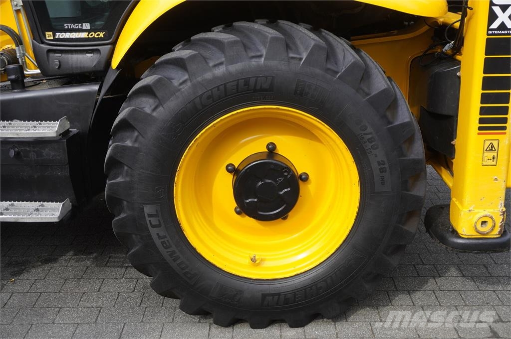 JCB 4CX PRO / joysticks / 2022 / 3 units Baggerlader